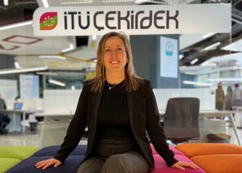 Nesrin Akın Öztabak | Emsal.com